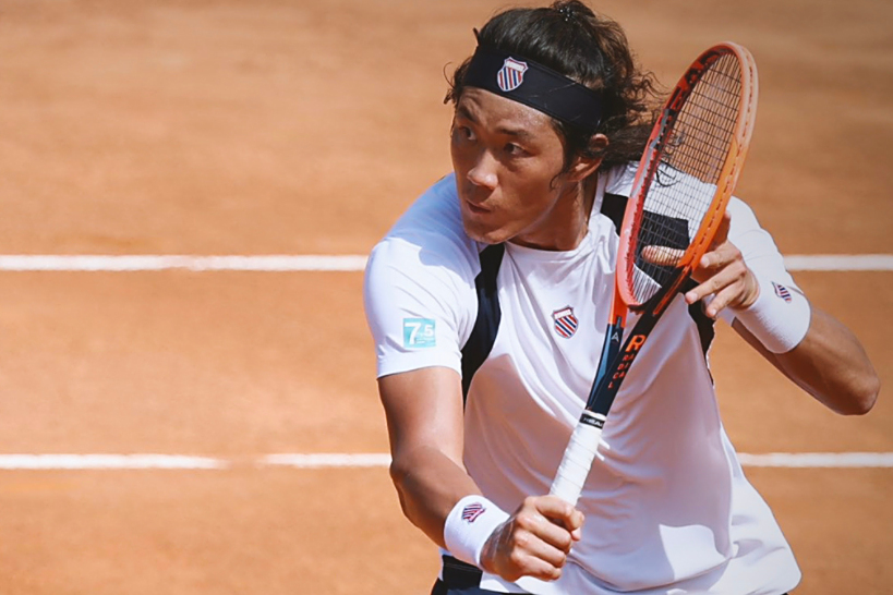 乐鱼app-领先优势明显首场状态出色，巴塞罗那观众沸腾！，Doinb重返赛场再创辉煌时刻-乐鱼app